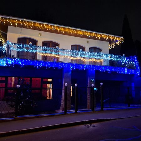 Villa Barrandovska Prague Luaran gambar